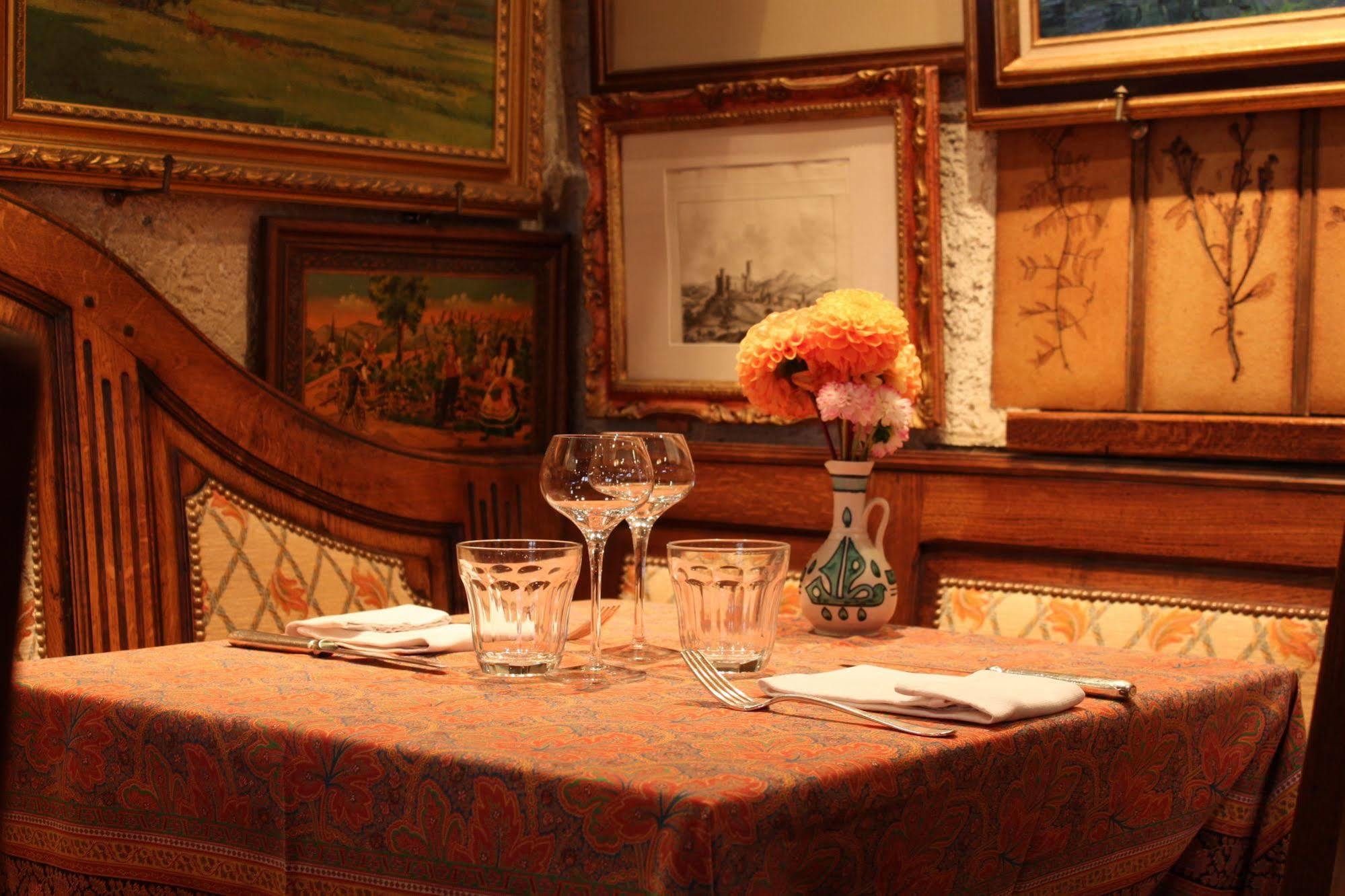 Hotel Restaurant Le Schlossberg Zellenberg Buitenkant foto